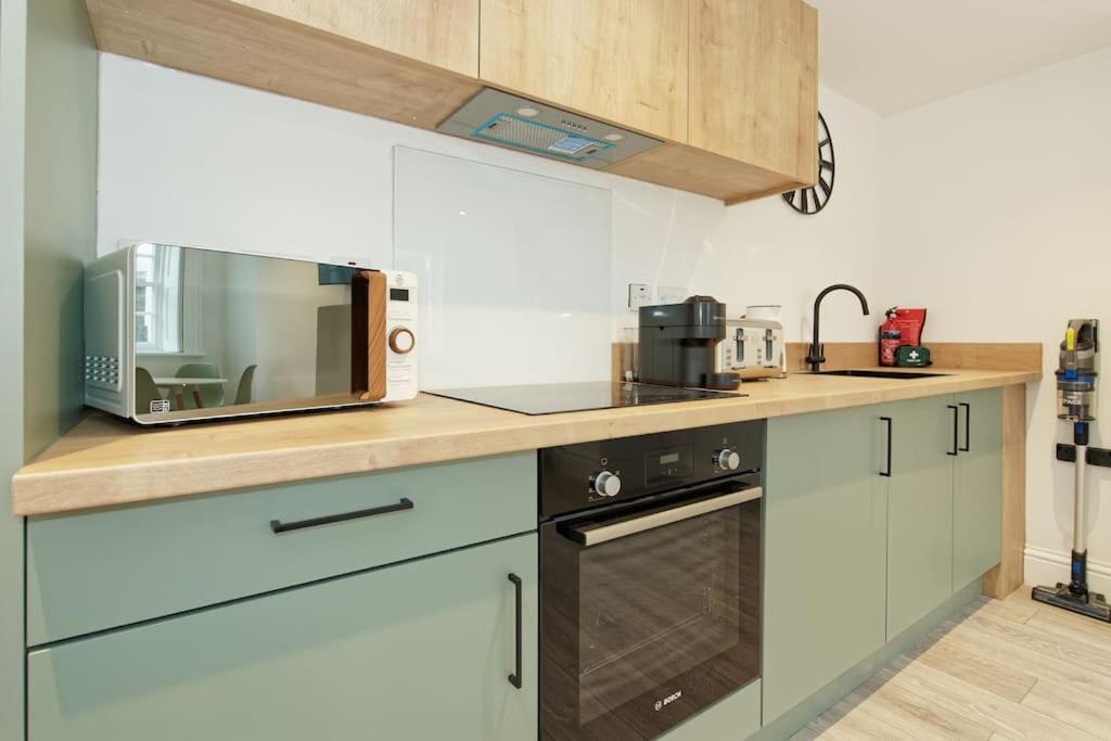 Stylish Beach Front Retreat 2 Bedrooms Herne Bay Esterno foto