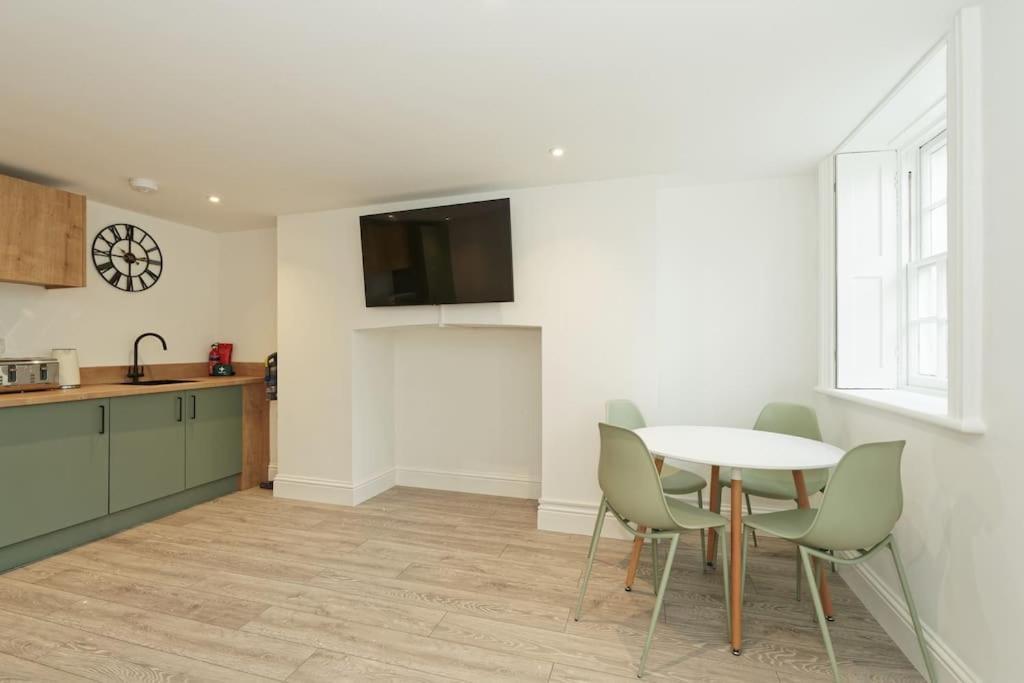 Stylish Beach Front Retreat 2 Bedrooms Herne Bay Esterno foto