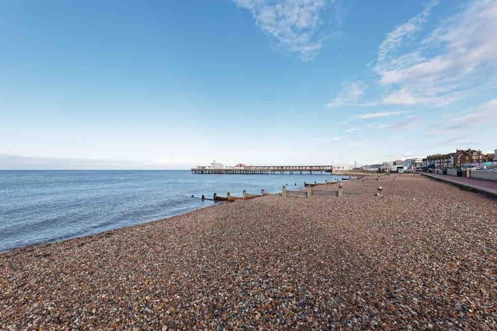 Stylish Beach Front Retreat 2 Bedrooms Herne Bay Esterno foto