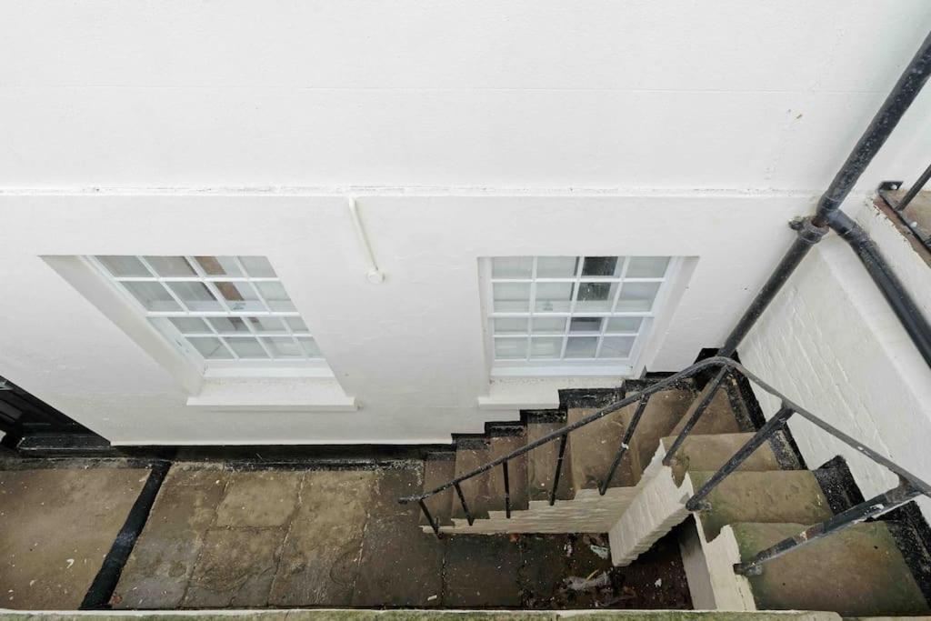 Stylish Beach Front Retreat 2 Bedrooms Herne Bay Esterno foto
